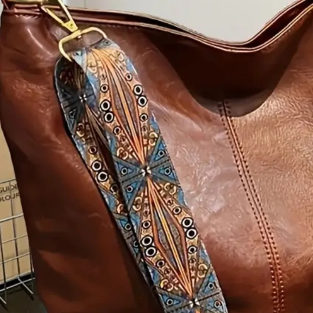 NWT Leather Tote Bag - Picture 4 of 8